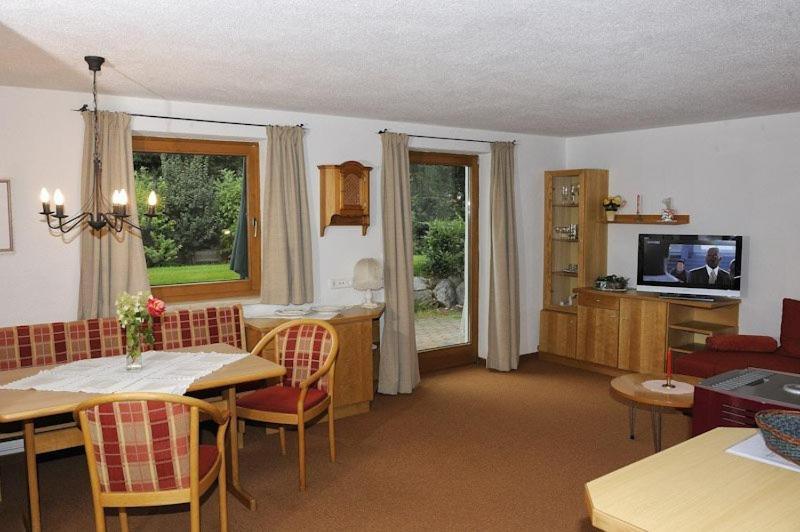 Appartementhaus St. Martin Seefeld in Tirol Szoba fotó